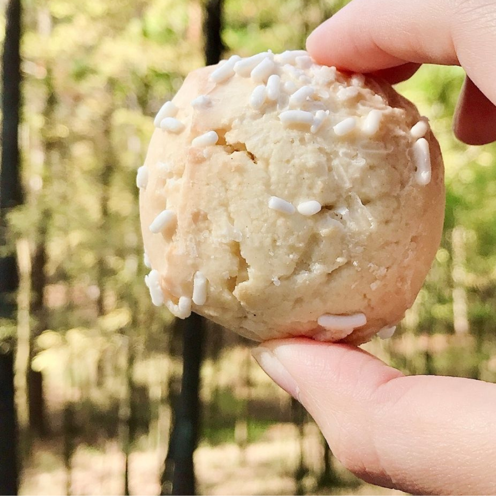 Classic Cannoli Cookies